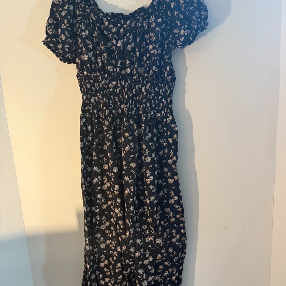 GAP Black Floral Smocked Maxi Dress – Puff Sleeves, Square Neck, Size Large Tall